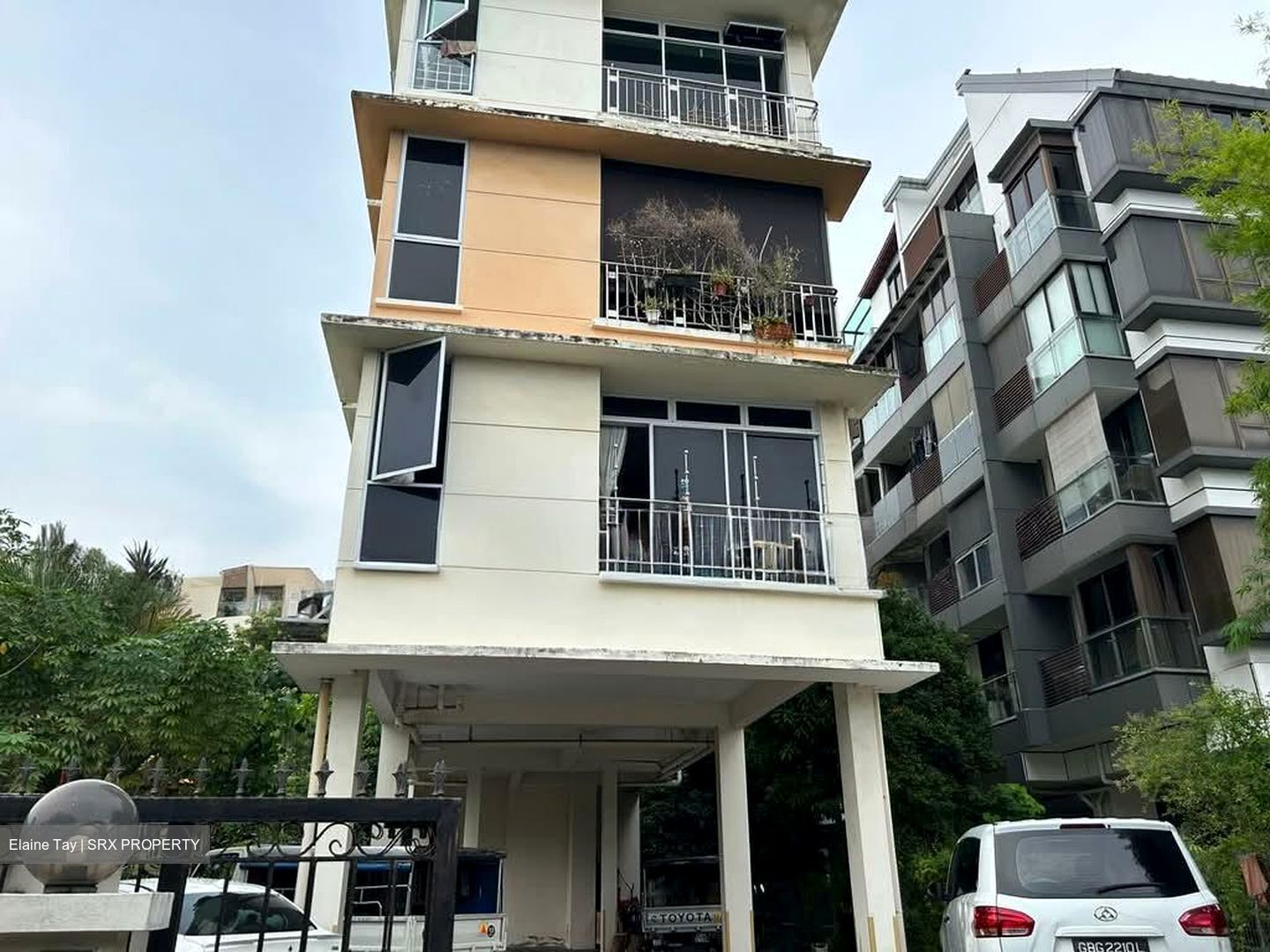 East View 18 (D15), Apartment #591178441